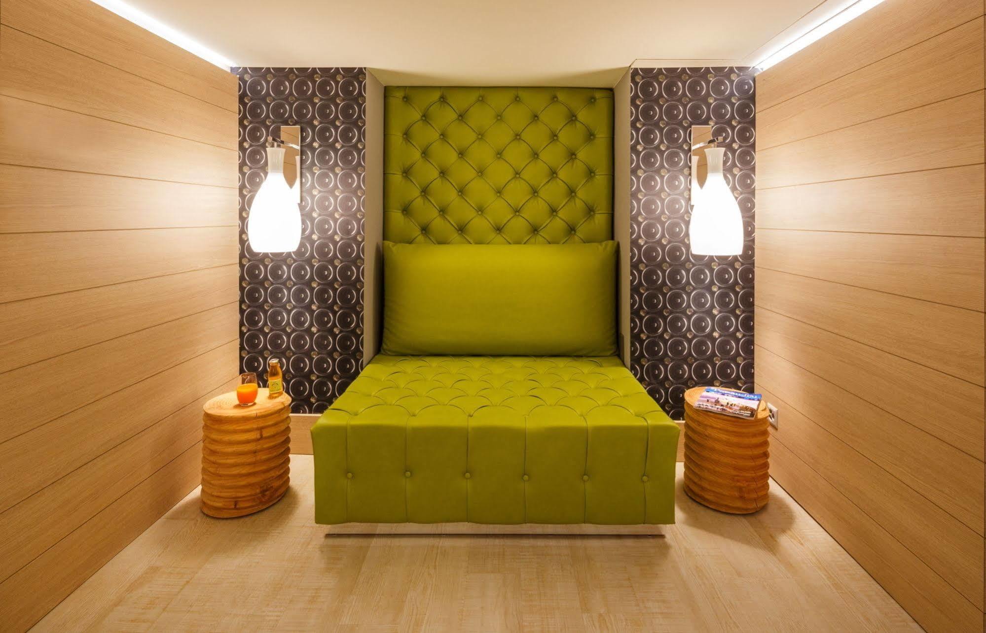 Hotel Swiss Wine By Fassbind 3*